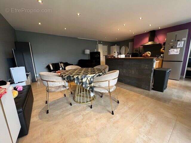 Appartement à FONTAINES-SUR-SAONE