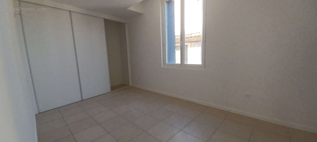 Appartement à VAUVERT