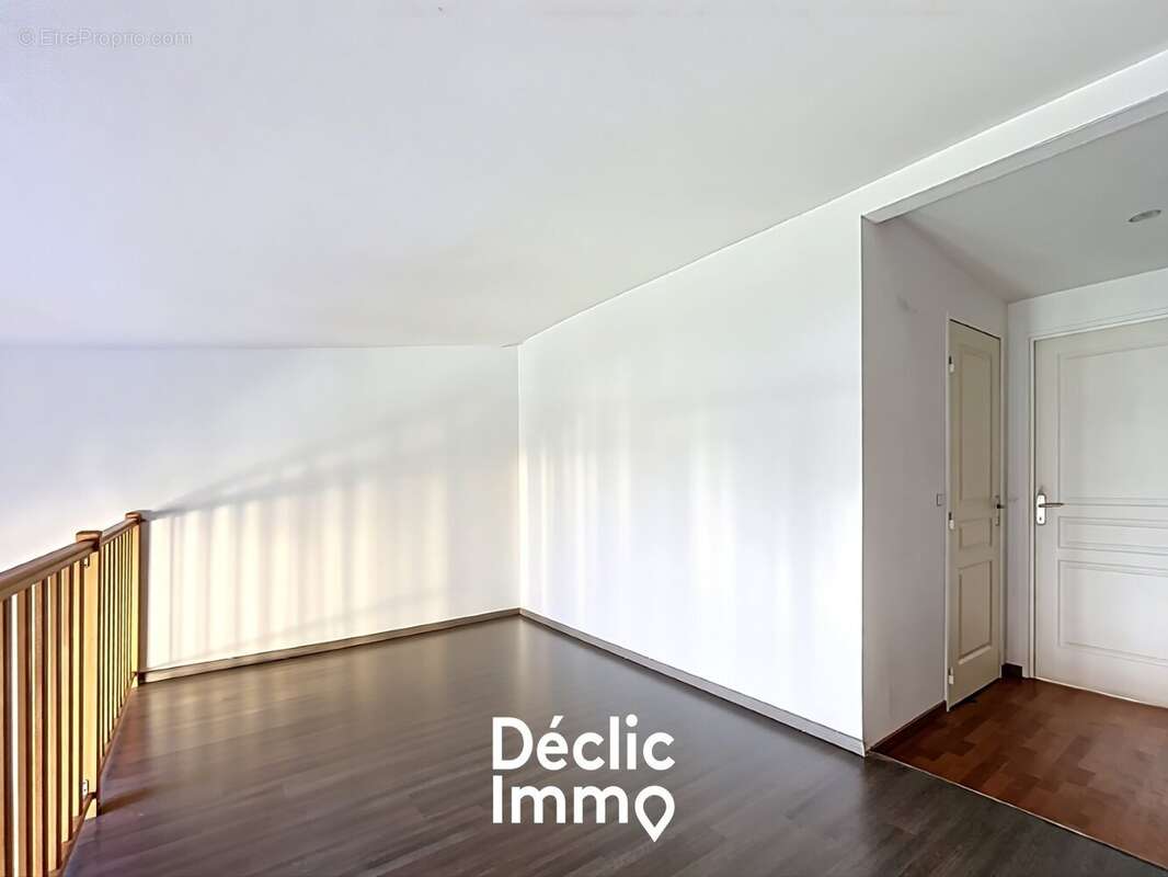 Appartement - duplex - 3 pieces - parking - piscine collective - grasse - photo 6