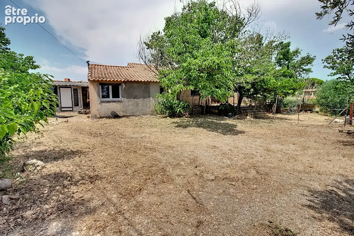 A VENDRE FLAYOSC - Maison 120 m² sur terrain de 4500 m² - photo 2