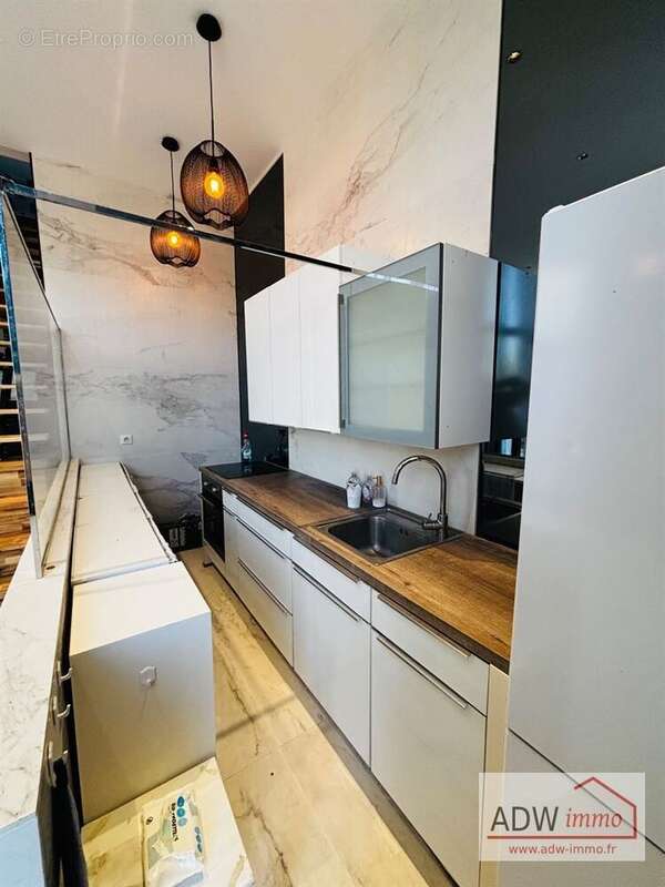 Maison à MANDRES-LES-ROSES