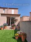 Appartement à ENSUES-LA-REDONNE