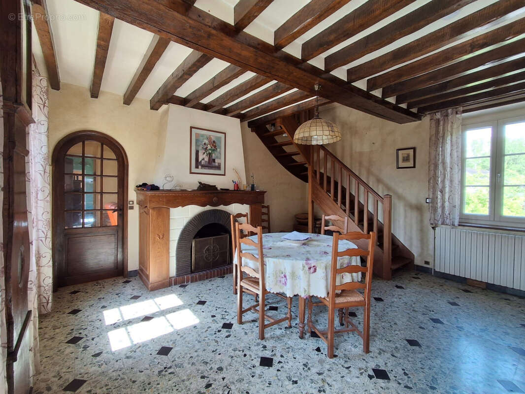 Maison à MAGNY-EN-VEXIN