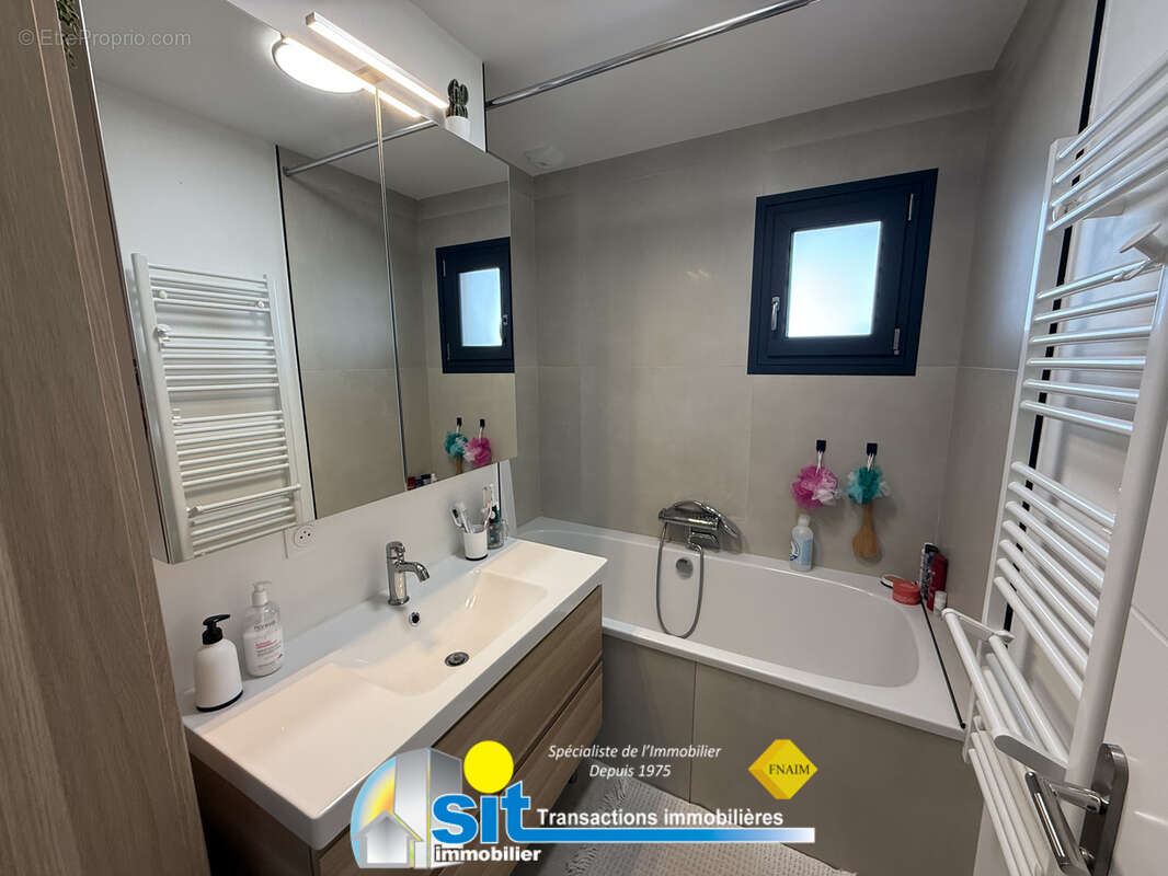 Appartement à LES COTES-D'AREY