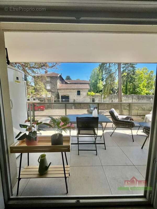Appartement à PONT-EVEQUE