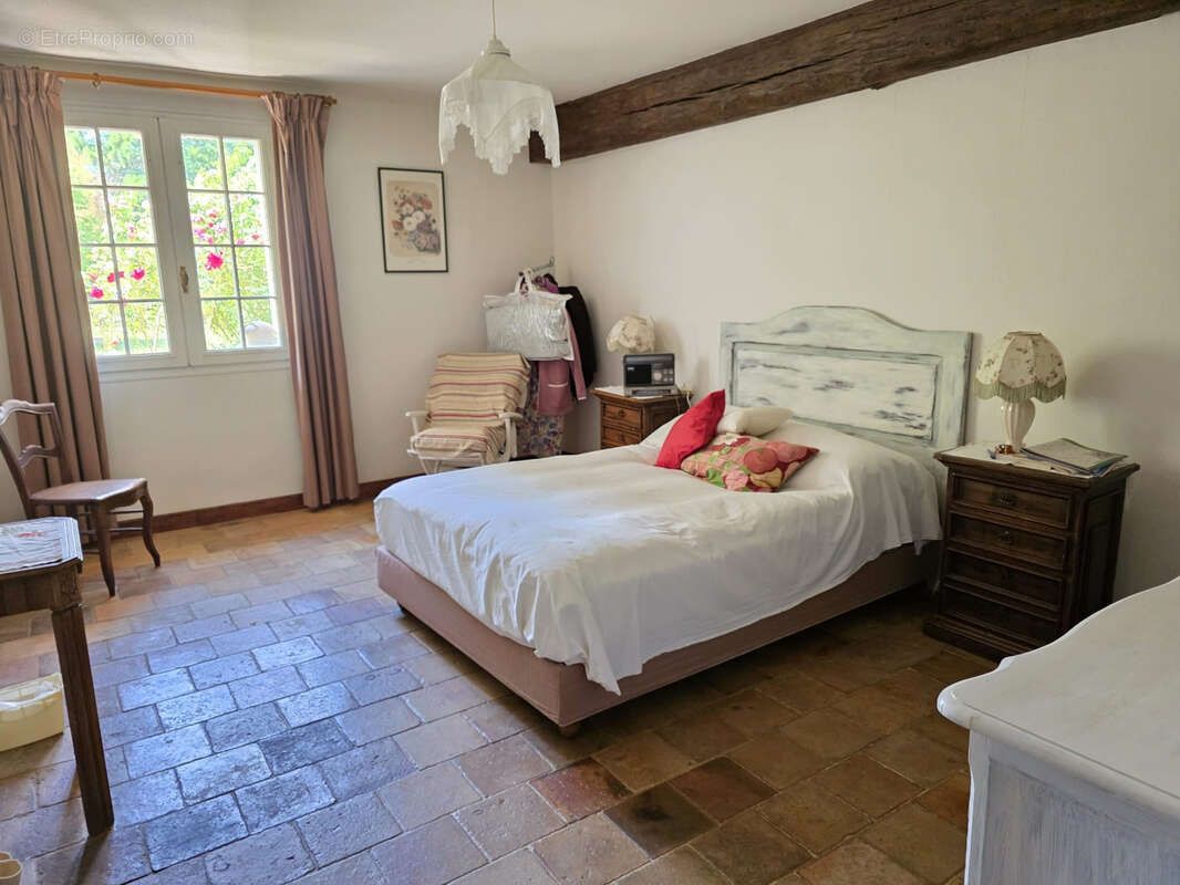 Maison à FONTAINEBLEAU