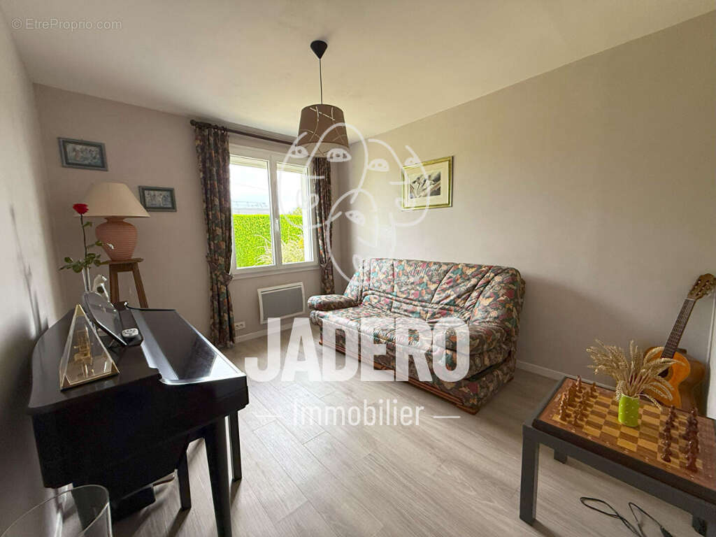 Maison à FRANQUEVILLE-SAINT-PIERRE