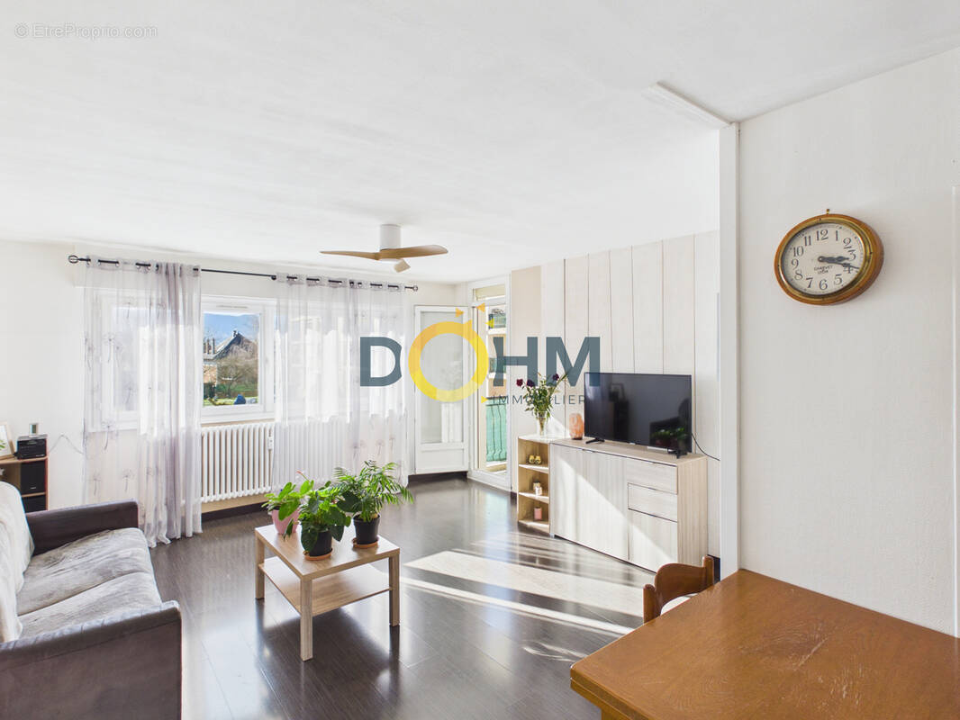 Appartement à BARBERAZ
