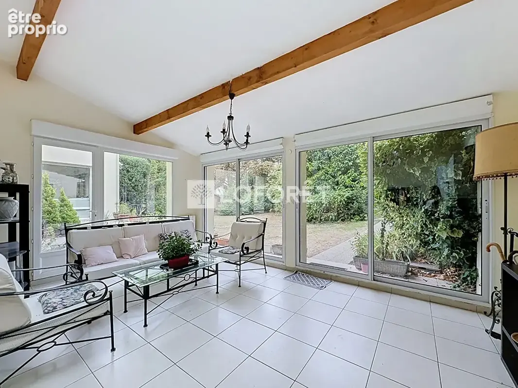 Suresnes / mont-valérien  maison familiale / 257 m² / terrain 650 m² - photo 2