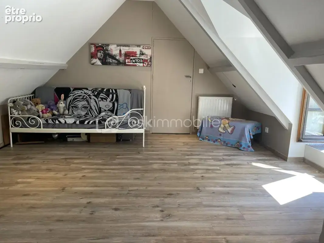Secteur DREUX - Longère ancienne 152m² - 6 pièces - Terrain 398m² - photo 7