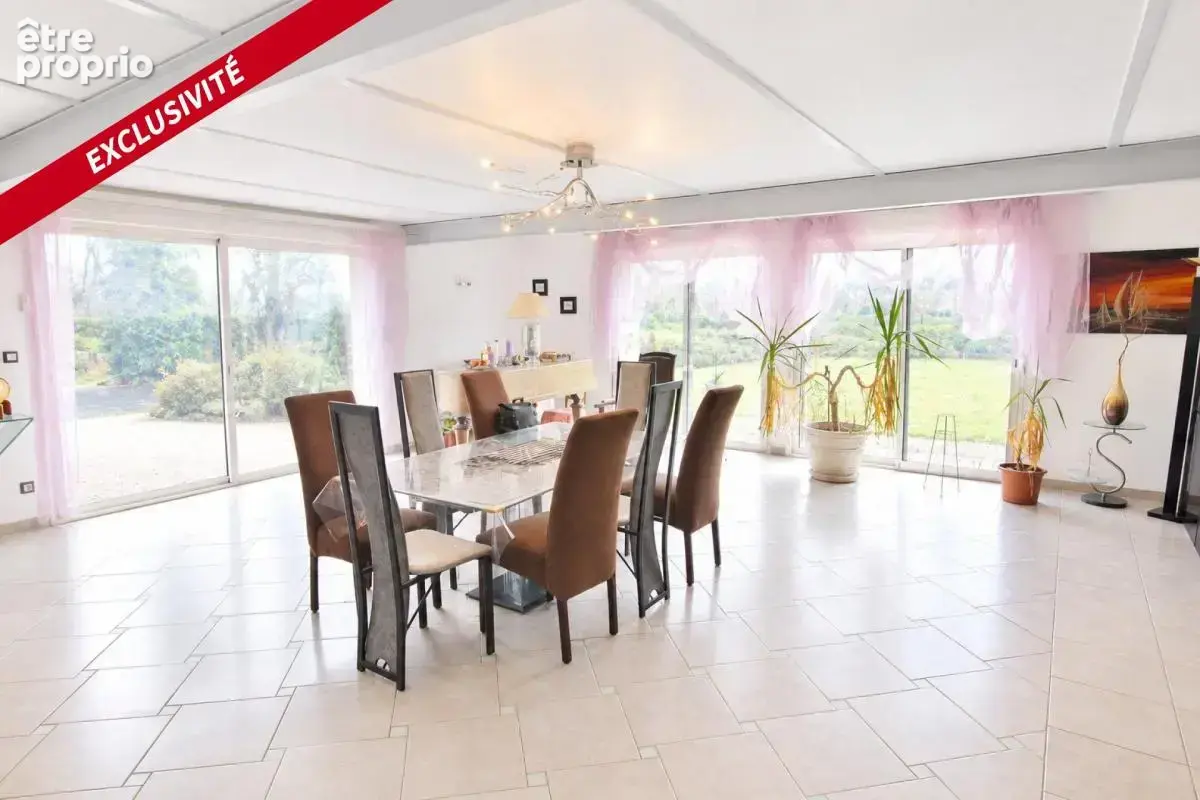 Maison atypique sur un terrain de 2 ha 19a 33ca - photo 3