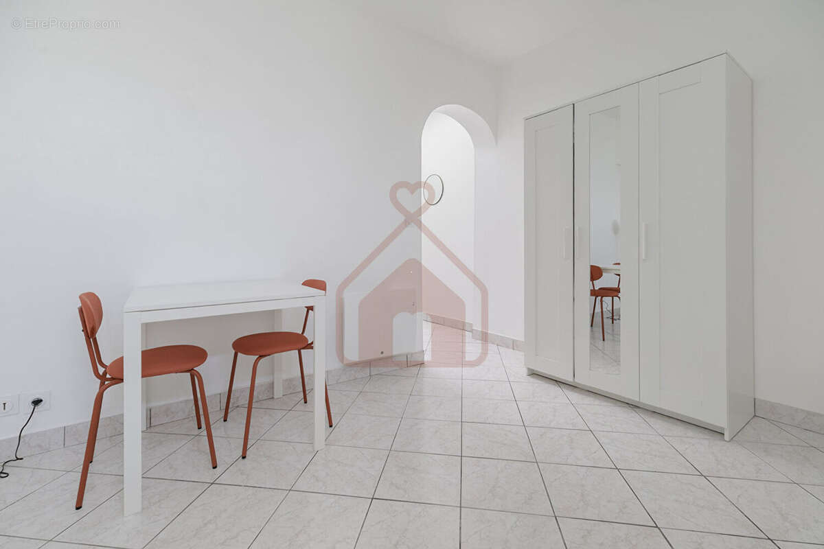 Appartement à LE KREMLIN-BICETRE