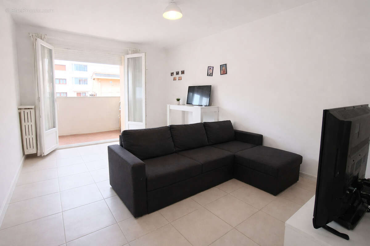 Appartement T3 de 62m2 - terrasse - cave - photo 2