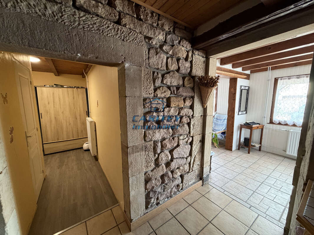 Maison en pierre 112m2 sur terrain de 3044m2 entre lure et melisey - photo 7