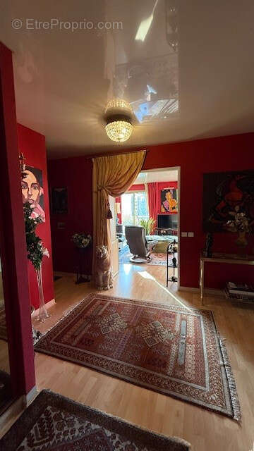 Appartement à LEVALLOIS-PERRET