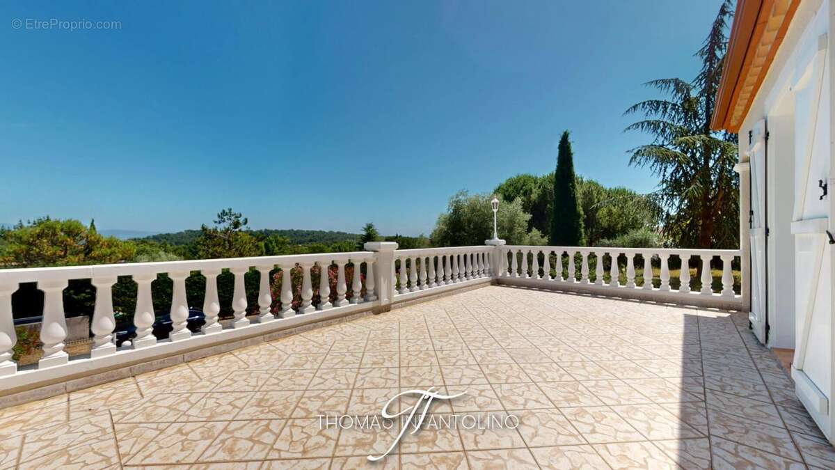 Carcassonne ? montlegun / la cavayère ? une villa où le calme et la vue deviennent un art de vivre - photo 8