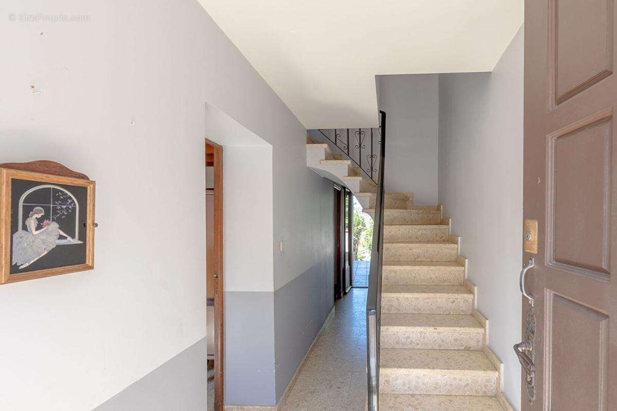 À vendre maison t5 de 88 m2 avec atelier à bouloc 31620 - photo 7