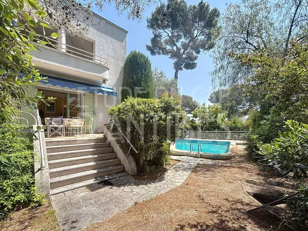 Maison à ANTIBES