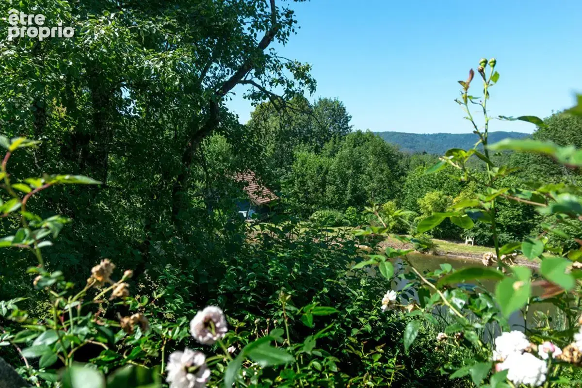 Bel ensemble immobilier dans un environnement exceptionnel - photo 2