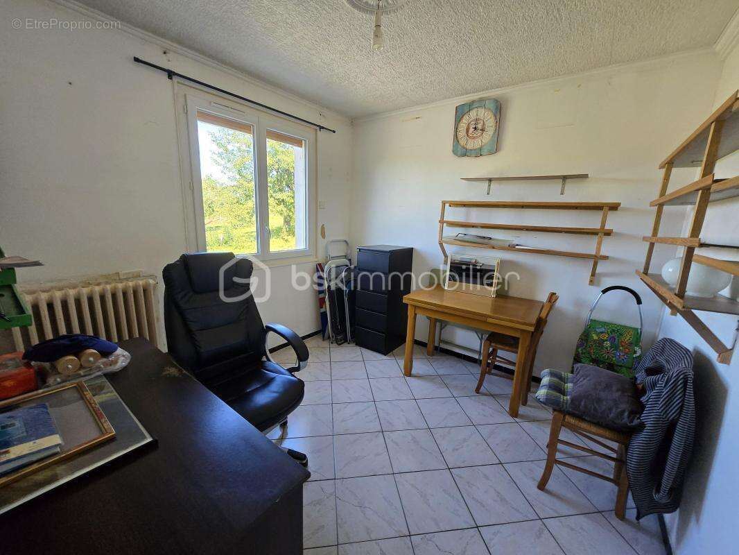 Joli Pavillon sur sous-sol de 120m² à La Machine - photo 23