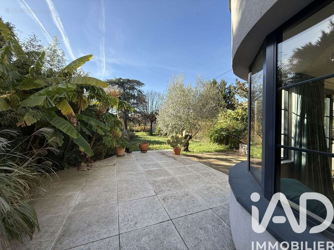 Photo 3 - Maison à LYON-8E