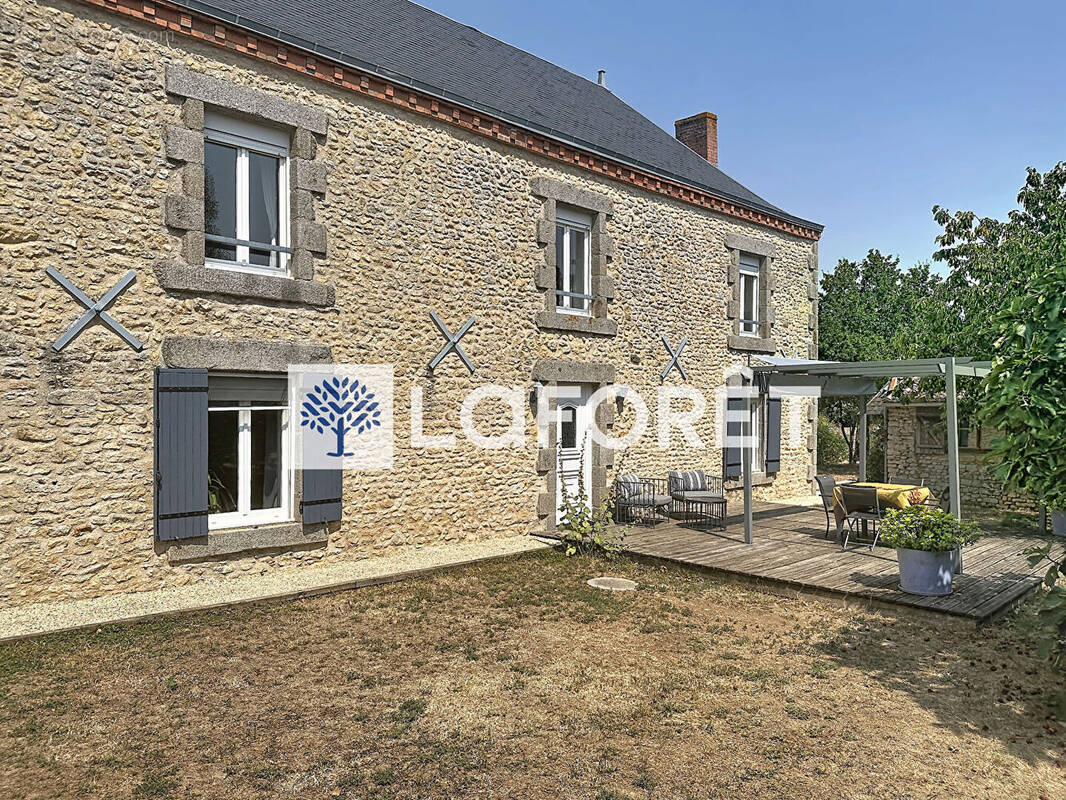 Maison à AIRVAULT
