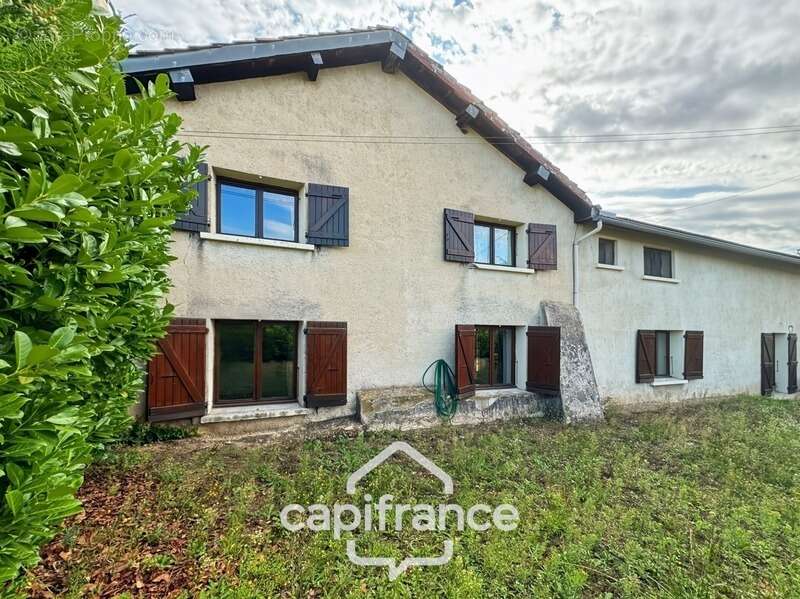 Maison à CHATEAUNEUF-SUR-ISERE
