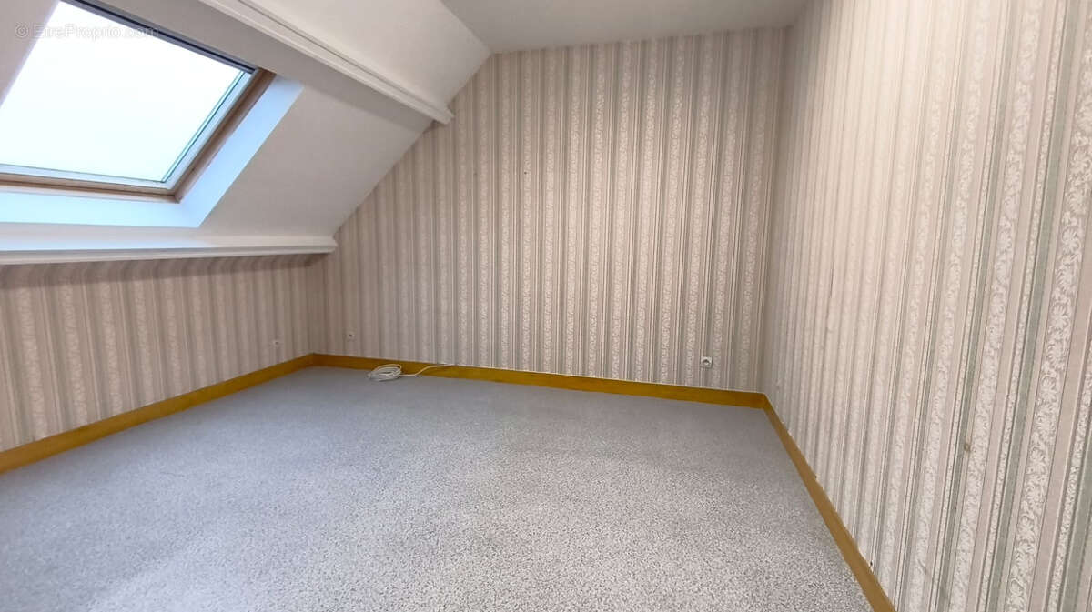 Maison à VIGNEUX-SUR-SEINE