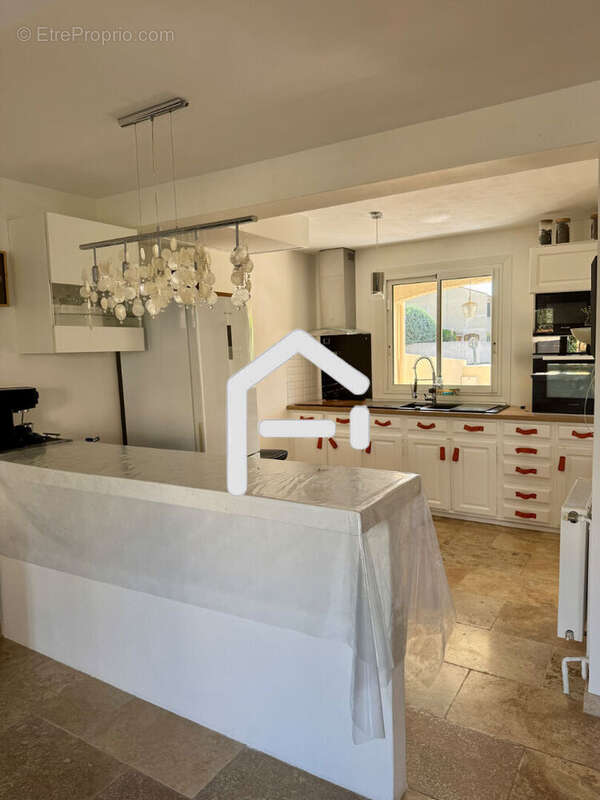 Maison à SAINT-MARTIN-DE-CRAU