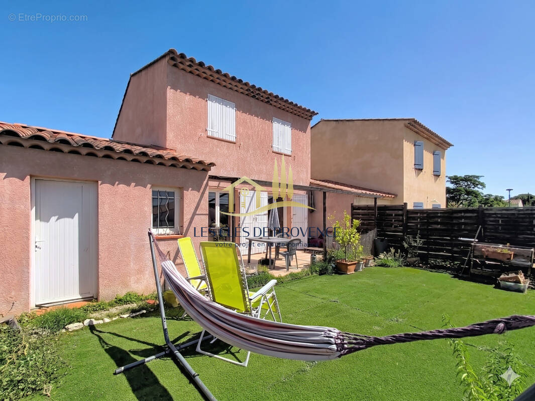 Maison à LA FARE-LES-OLIVIERS