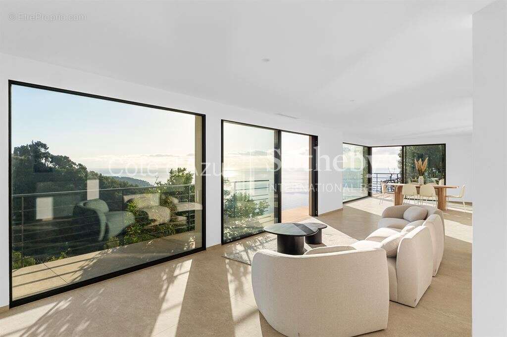 Maison à ROQUEBRUNE-CAP-MARTIN