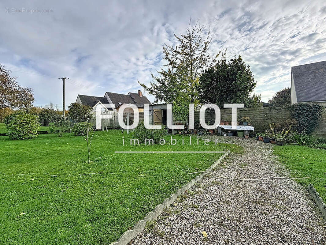 Maison à SAINT-JEAN-DES-CHAMPS