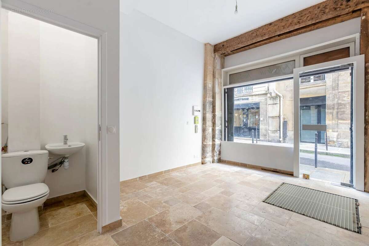 Commerce à PARIS-3E