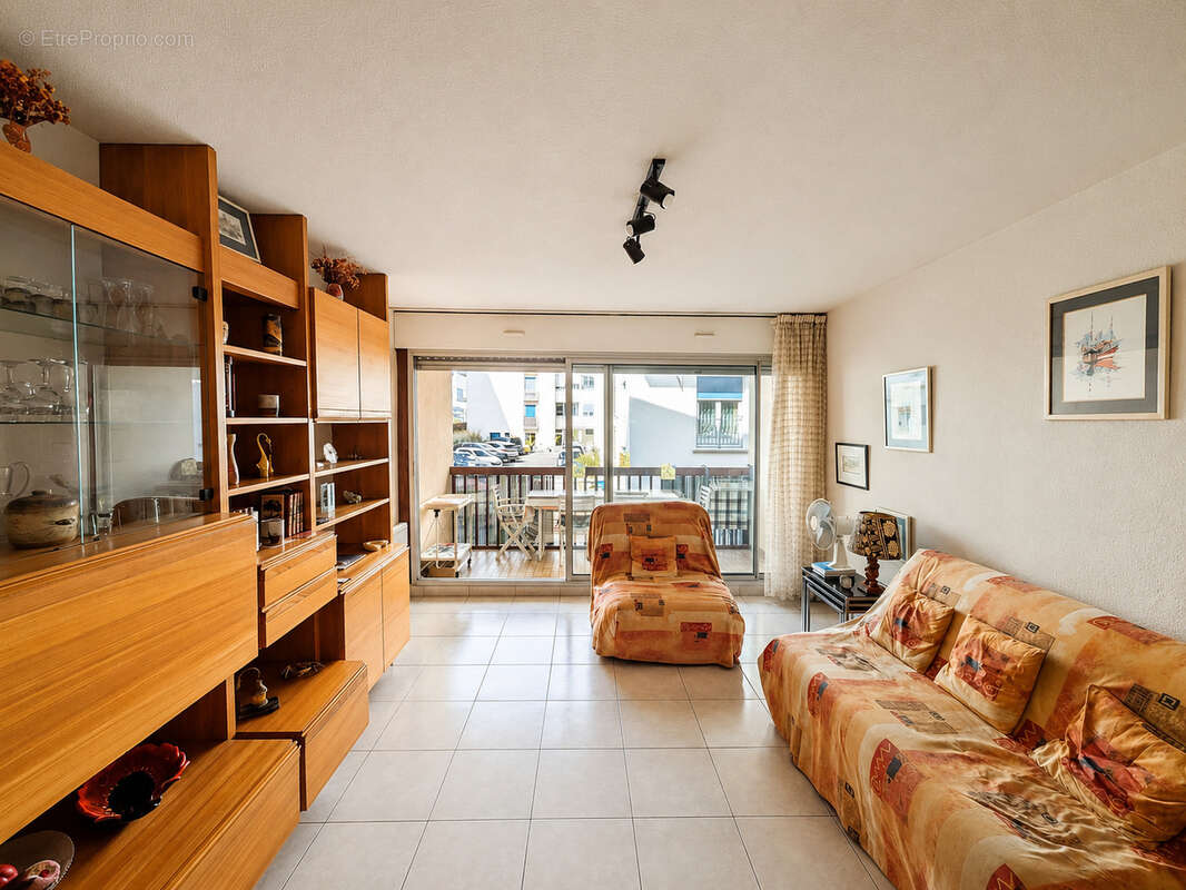 T1 bis de 32 m2 avec terrasse, aperçu océan et cave - photo 3