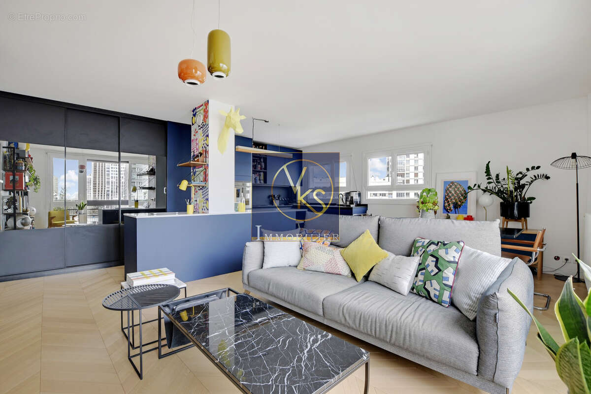 Appartement à PARIS-20E