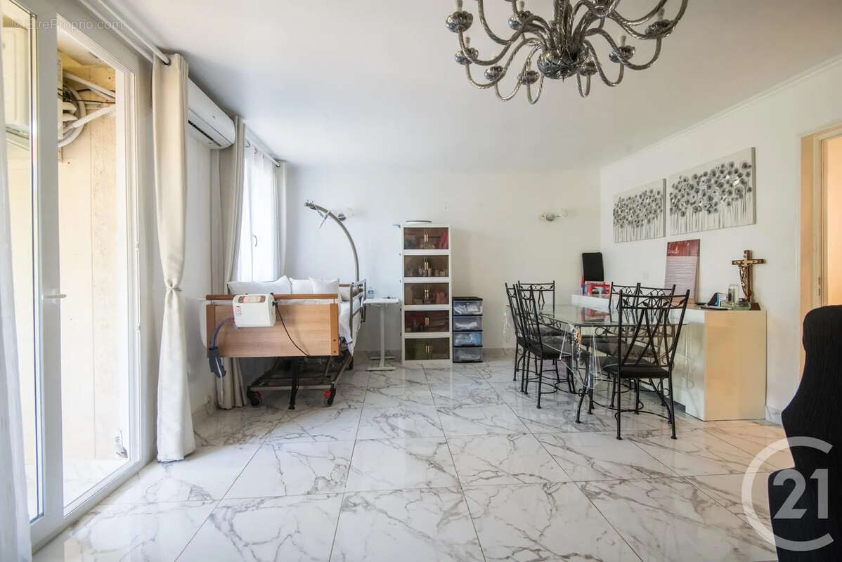 Appartement 64 m² à Nice  - photo 4