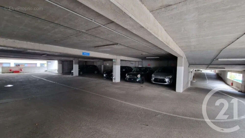 Parking à LYON-3E