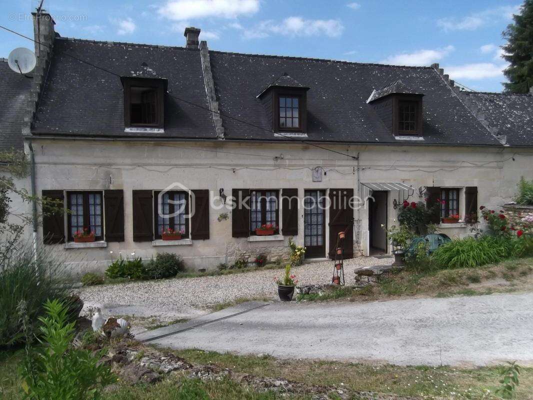 Maison en pierres de taille à Cuise-La-Motte (60350) - 133 m2 - 5 pièces - 3 chambres - photo 2