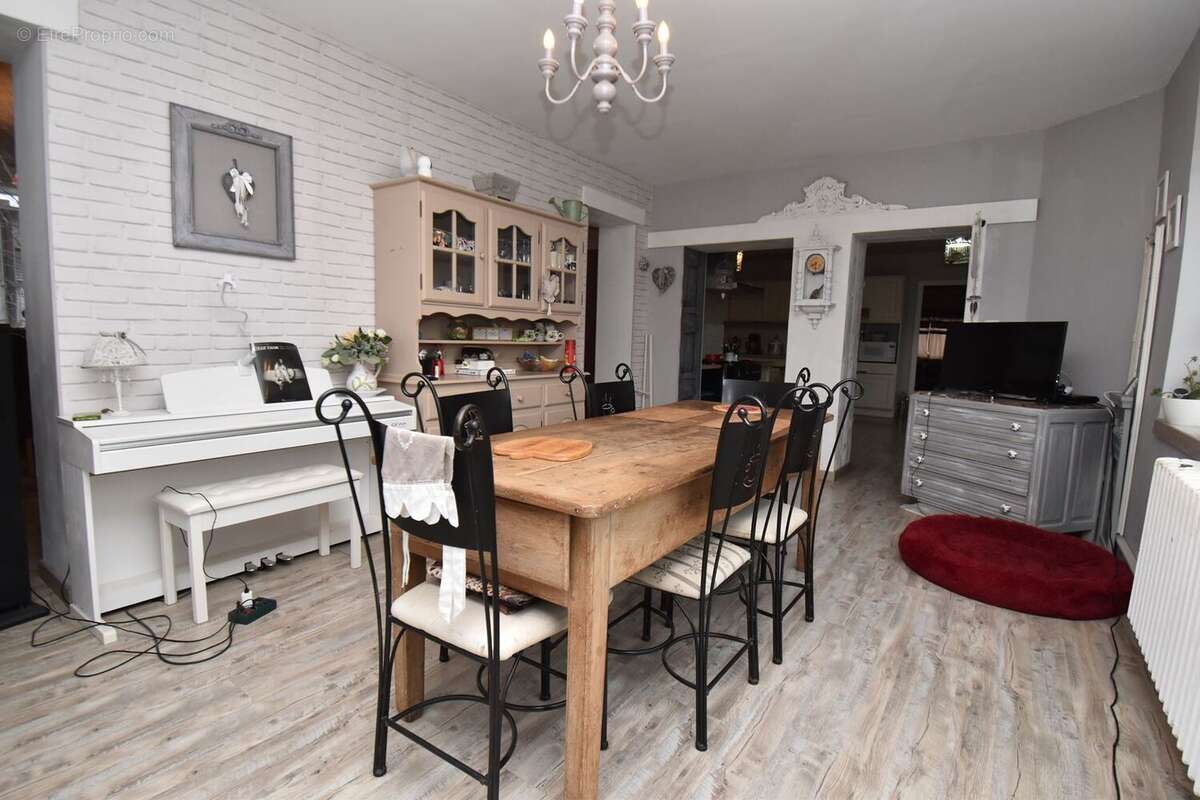 Maison à ESCAUDOEUVRES