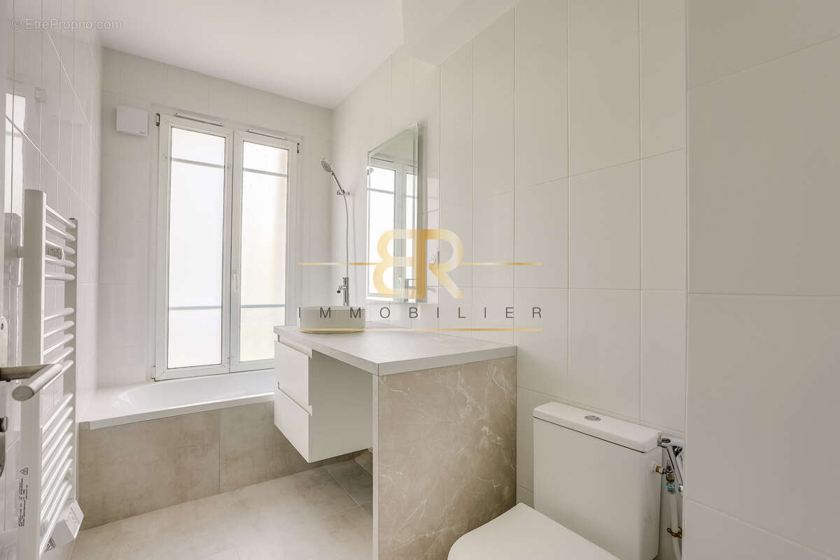 Appartement à GENNEVILLIERS