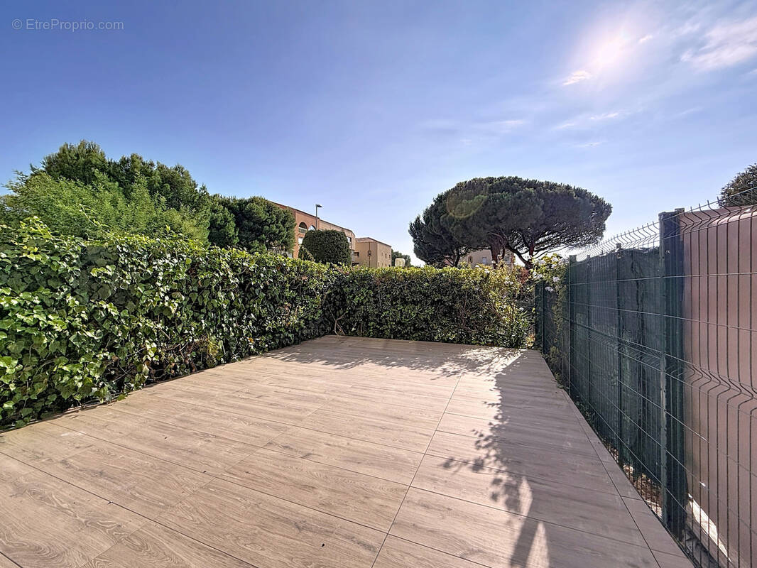 Appartement à SIX-FOURS-LES-PLAGES