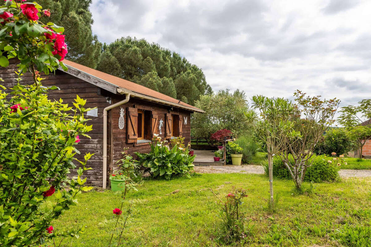Country property to renovate - photo 18