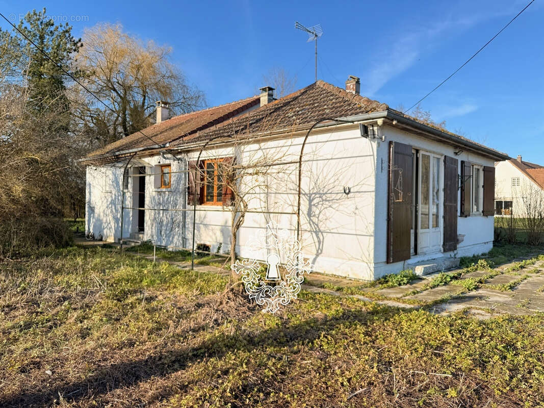 Maison à BRAY-SUR-SEINE