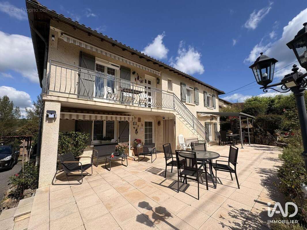 Photo 2 - Maison à SAINT-LAURENT-LES-TOURS