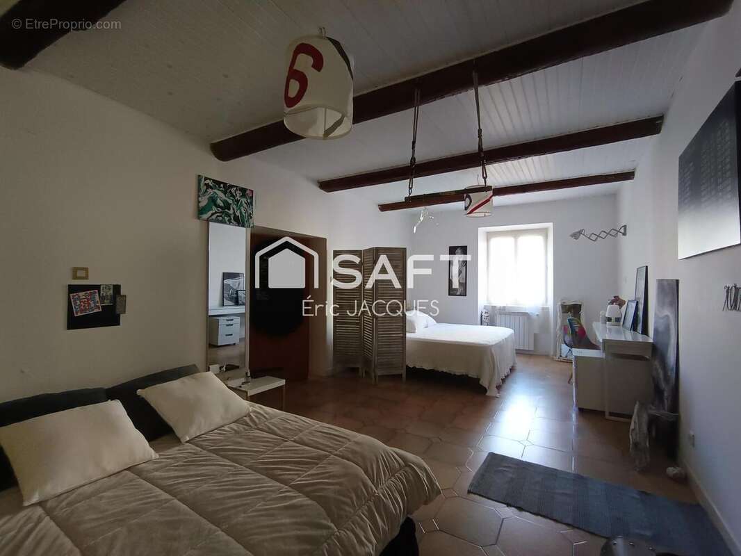 Maison 141 m² à Saint-Cesaire-De-Gauzignan  - photo 4