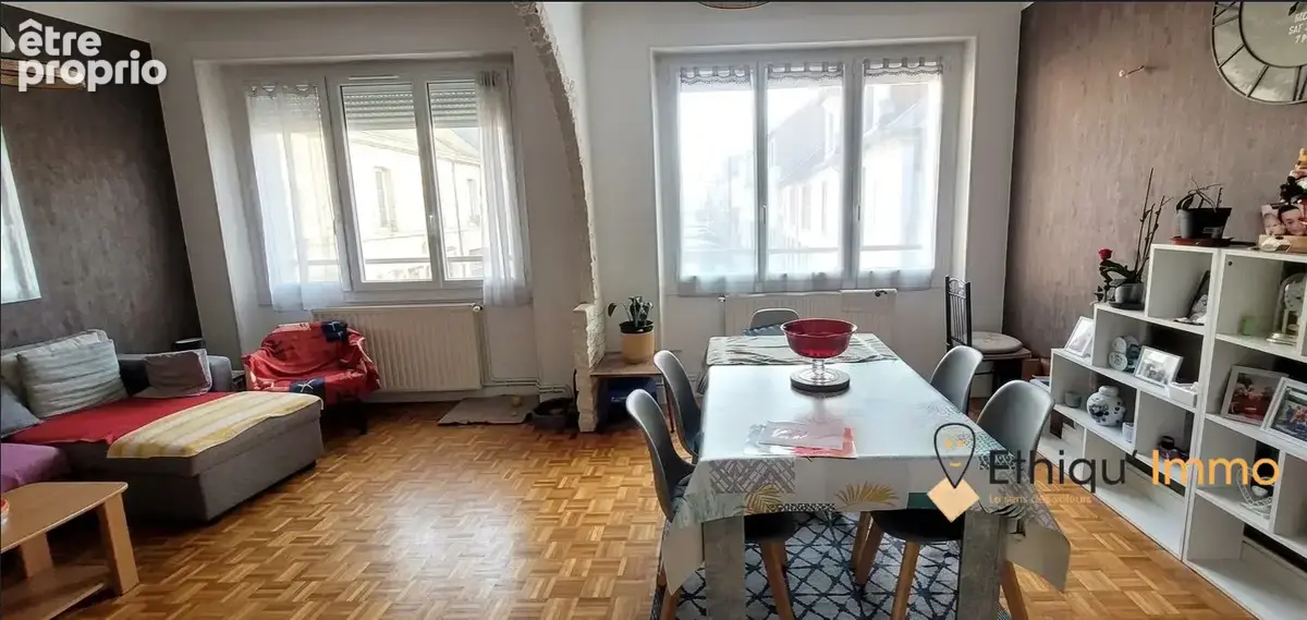 Appartement 270 m² à Nogent  - photo 9