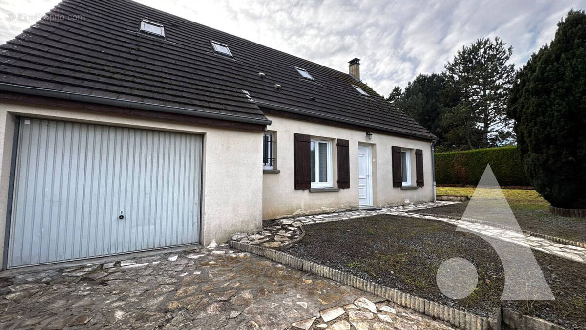 Maison à CREPY-EN-VALOIS