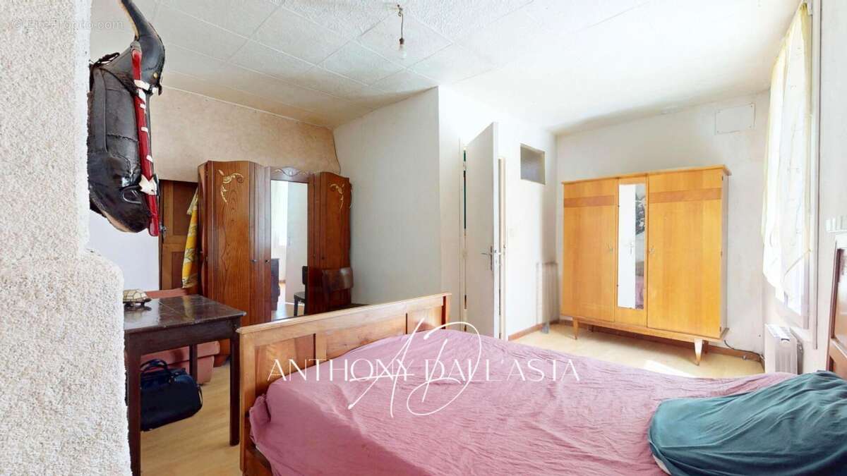 Exclusivite- Alzonne- maison de village-  3 chambres- salon- cuisine- séjour- grenier - photo 8
