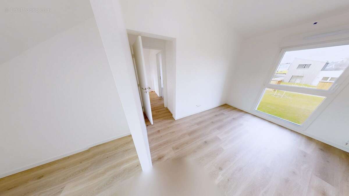 Maison à MONDEVILLE