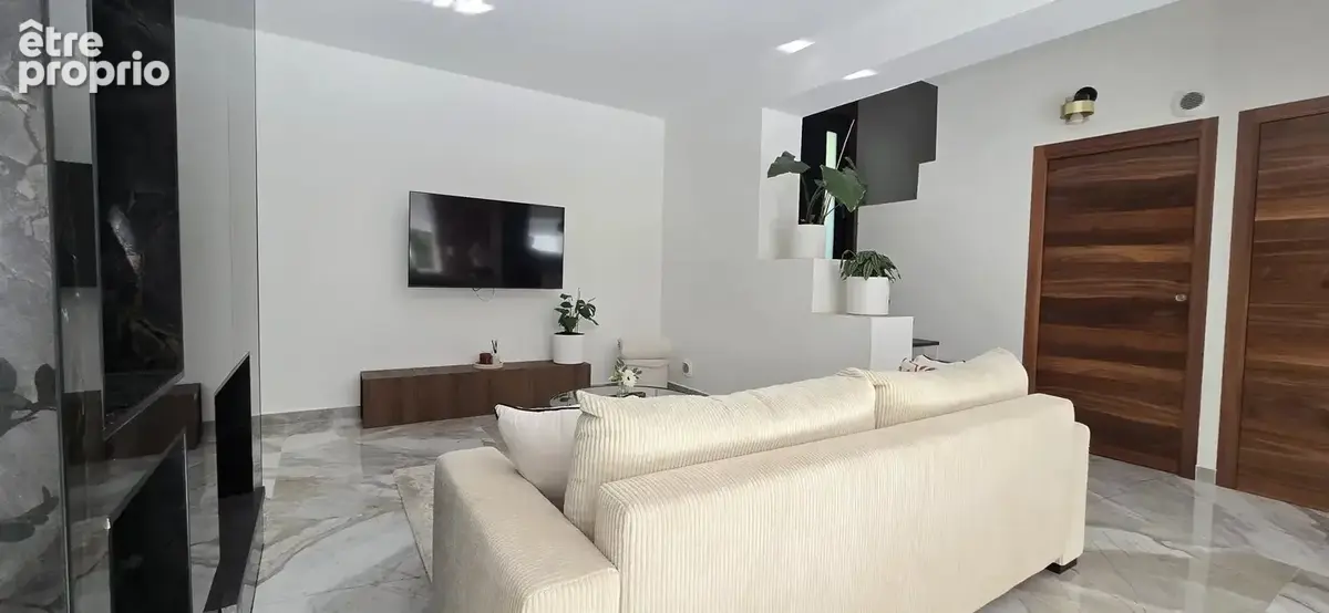 Levens – maison 3 pièces rénovée – terrasse – balcon - photo 11